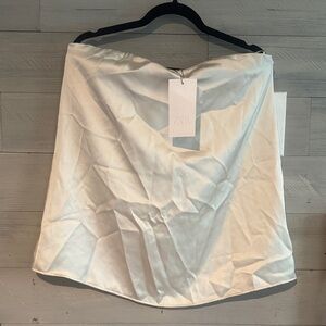 Zara strapless dress made of soft fabric